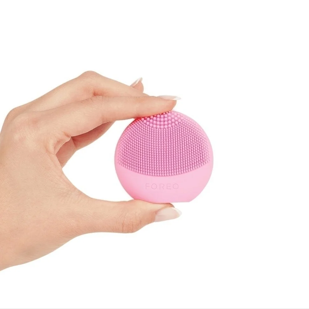 Foreo LUNA Play Sonic Face Cleaner